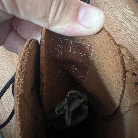 DR. MARTENS - LEONA WOMEN'S VINTAGE SMOOTH LEATHER HEELED BOOTS- Black size 7 - Picture 3 of 9